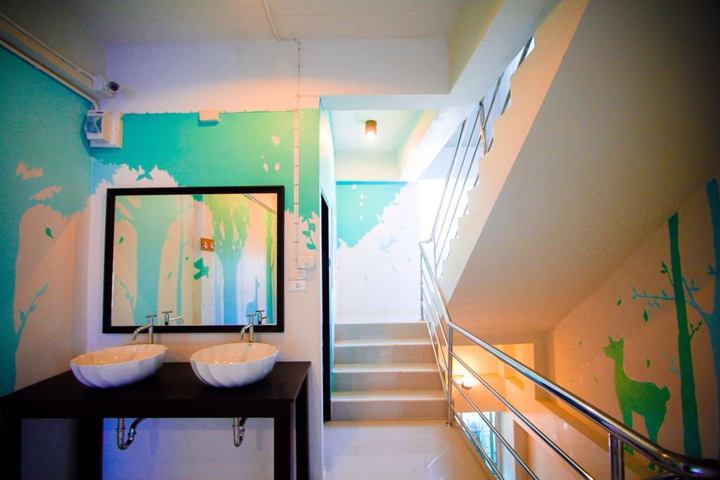 Hostal Hug Backpackers *